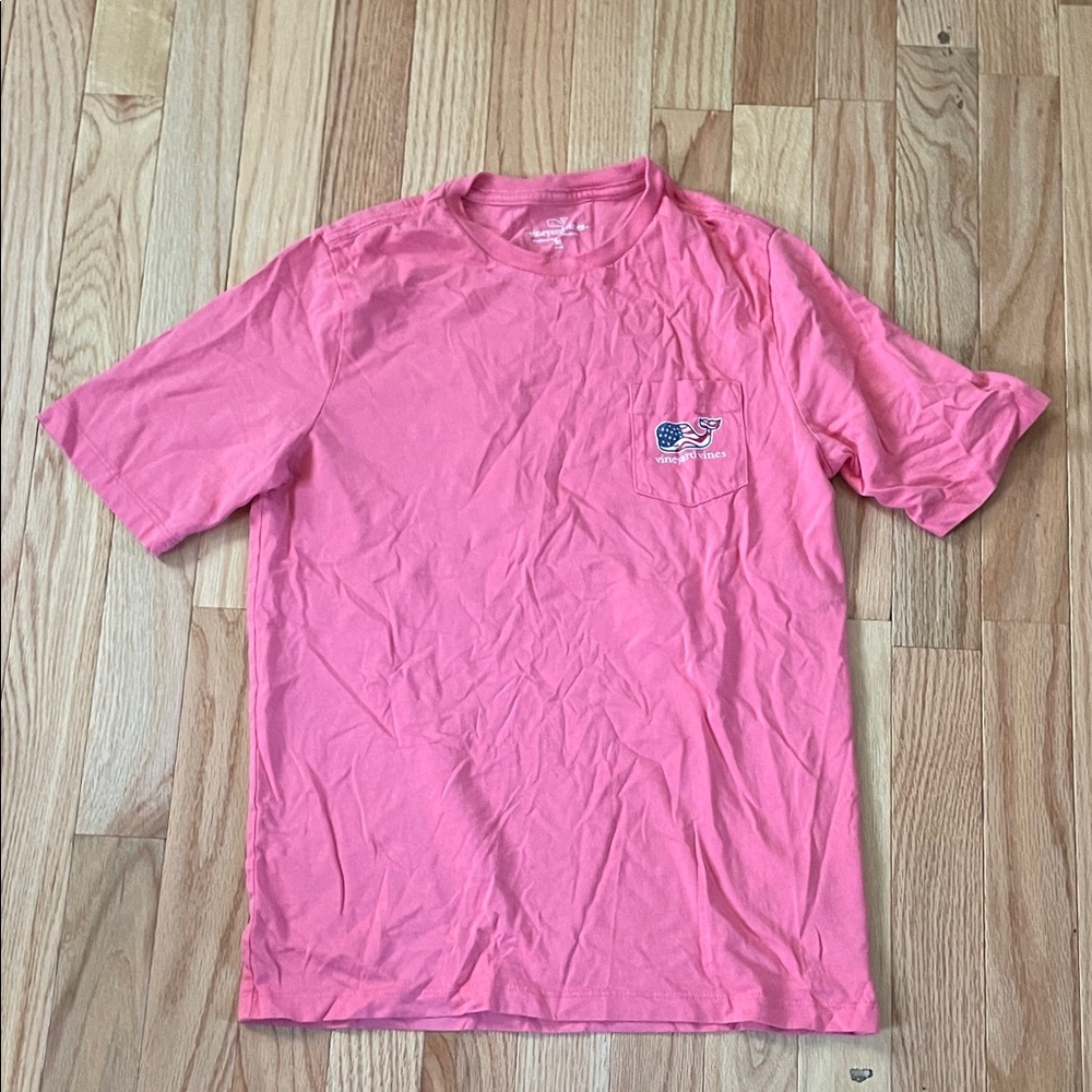 Vineyard Vines T Shirt Boys Medium Pink USA Theme Whale Logo Short Sleeves